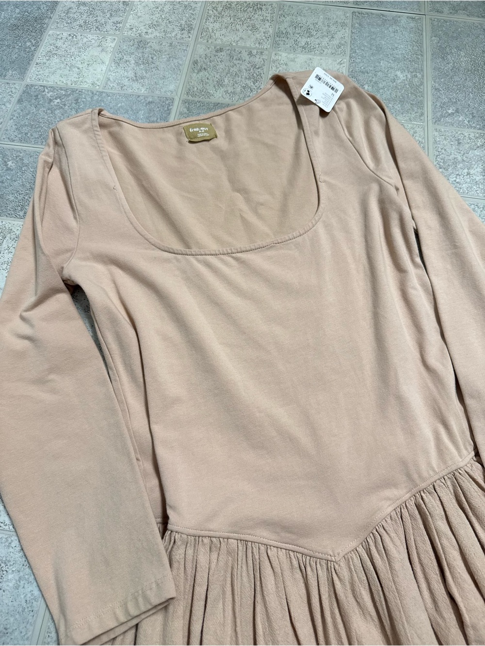 Free People Onda Long-Sleeve Scoop Cotton Dress in Taupe Blush Pink - Picture 3 of 9
